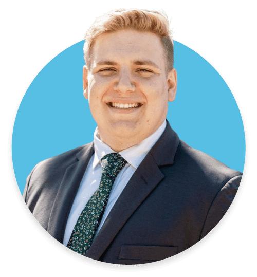 Image of Tyler Nelson with a blue circle background.